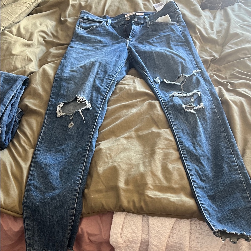 Levi High Rise Super Skinny Jeans